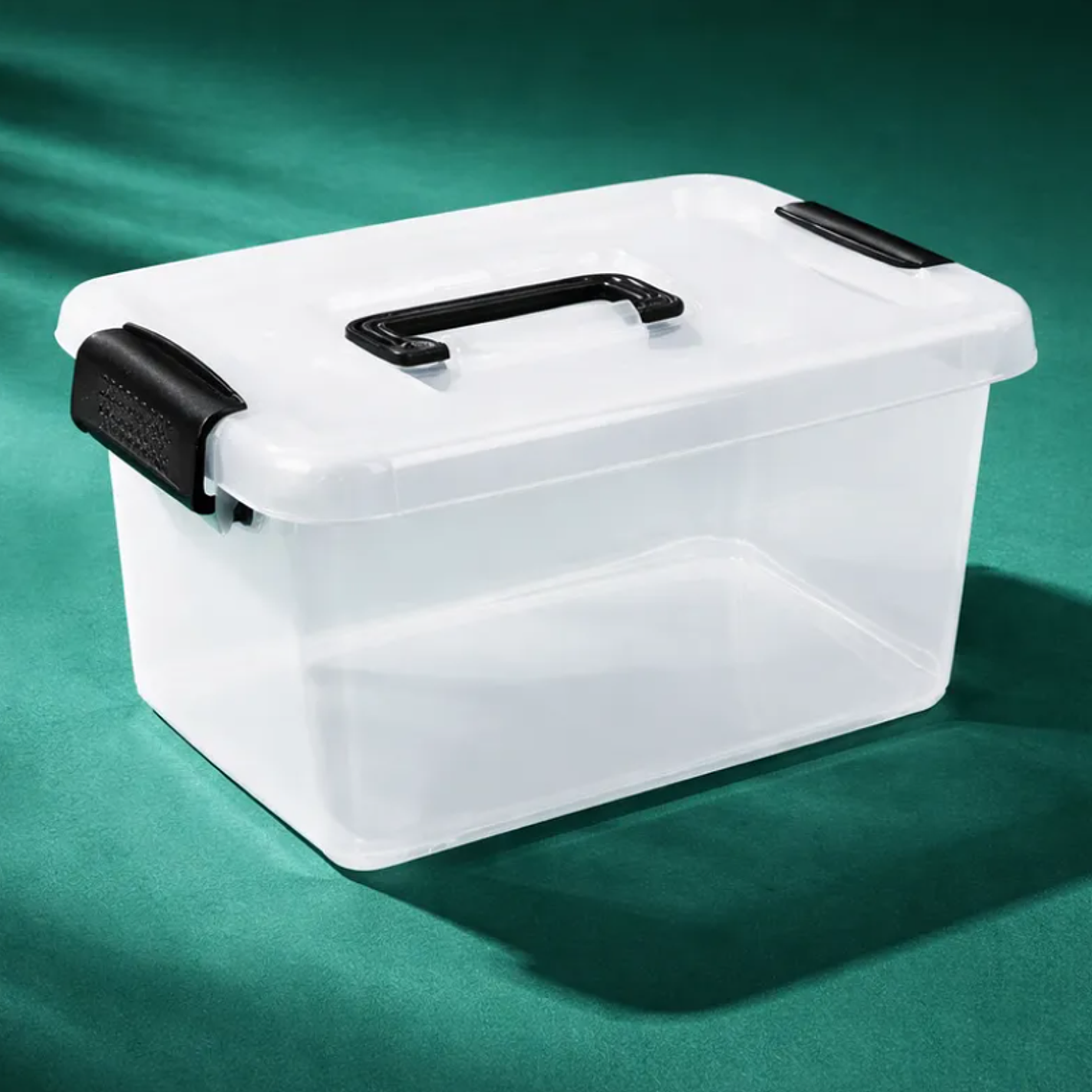 Caja organizadora plástica con tapa y asas 10L 6
