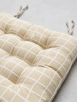 Cojín Para Silla Acolchado Cuadrillé 40x40cm Con Amarras