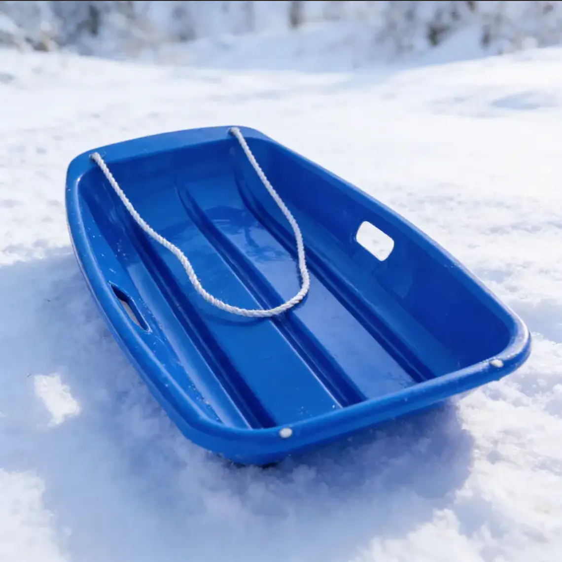 Trineo De Nieve Plástico Para Niños 64.5cm Con Cuerda 3