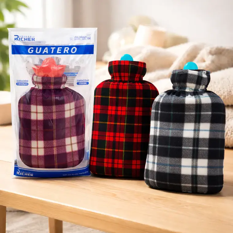 Guatero Bolsa De Agua Caliente 2 Litros Con Funda De Polar 3