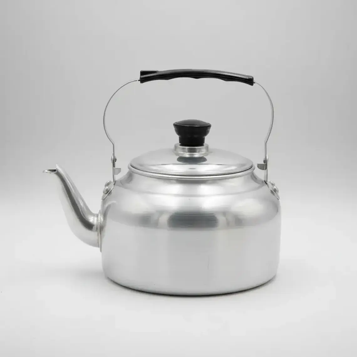 Tetera de Aluminio Clásica Plateada para Cocina 2000ML 1