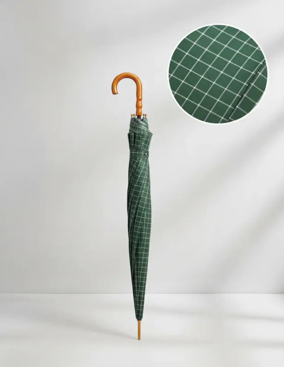 Paraguas Largo Clásico  Cuadrillé Con Mango Curvo 96cm 2
