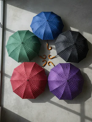 Paraguas Largo Clásico  Cuadrillé Con Mango Curvo 96cm