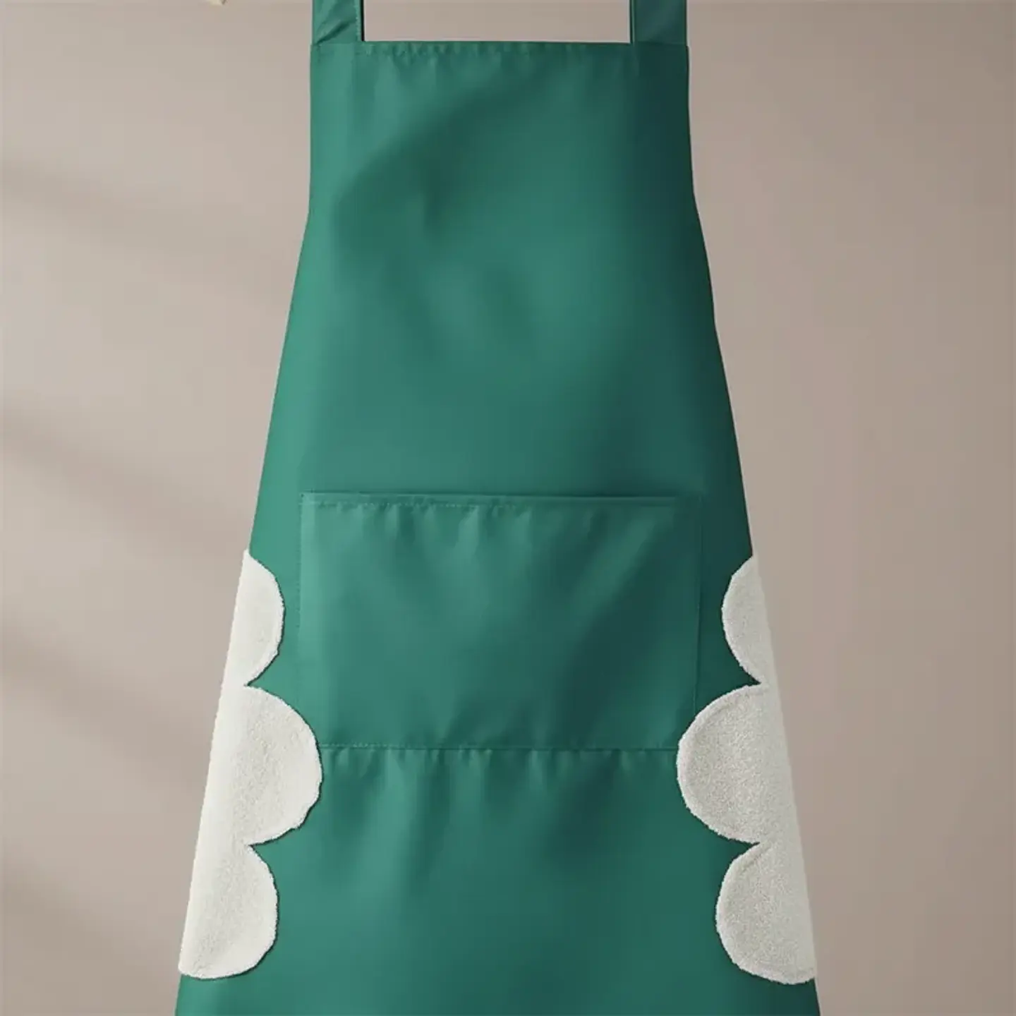 Delantal de cocina genérico resistente y práctico 70CM 1