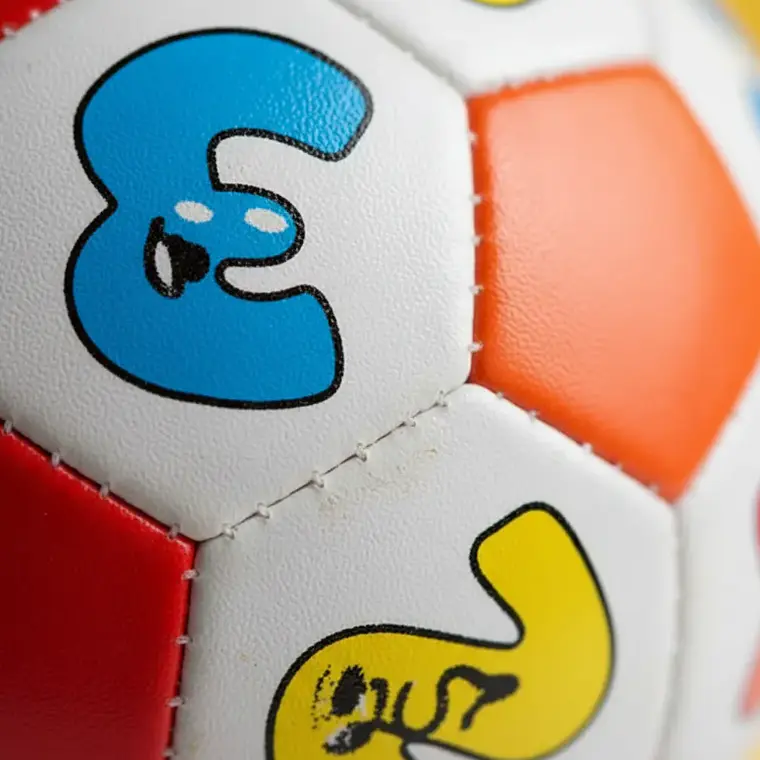 Pelota De Fútbol Infantil Didáctica Con Números 15 Cm Colores 3