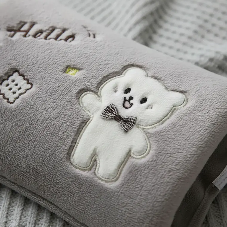 Guatero Eléctrico Calienta Manos De Felpa Diseño Oso 18x25cm 4