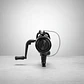 Carrete De Pesca Spinning Negro Con Manivela Plegable - Miniatura 2