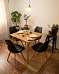 Comedor Mesa Cuadrada Blanca + 4 Sillas Tulip Acolchadas  - Miniatura 4