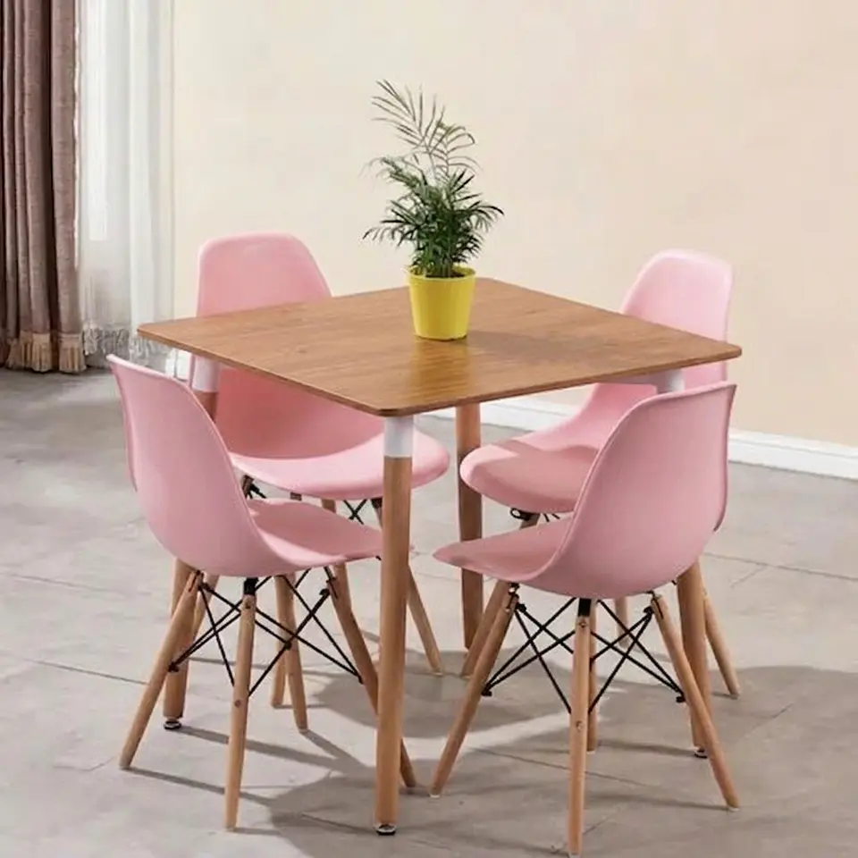 Comedor Mesa Eames Cuadrada  + 4 Sillas Eames  16