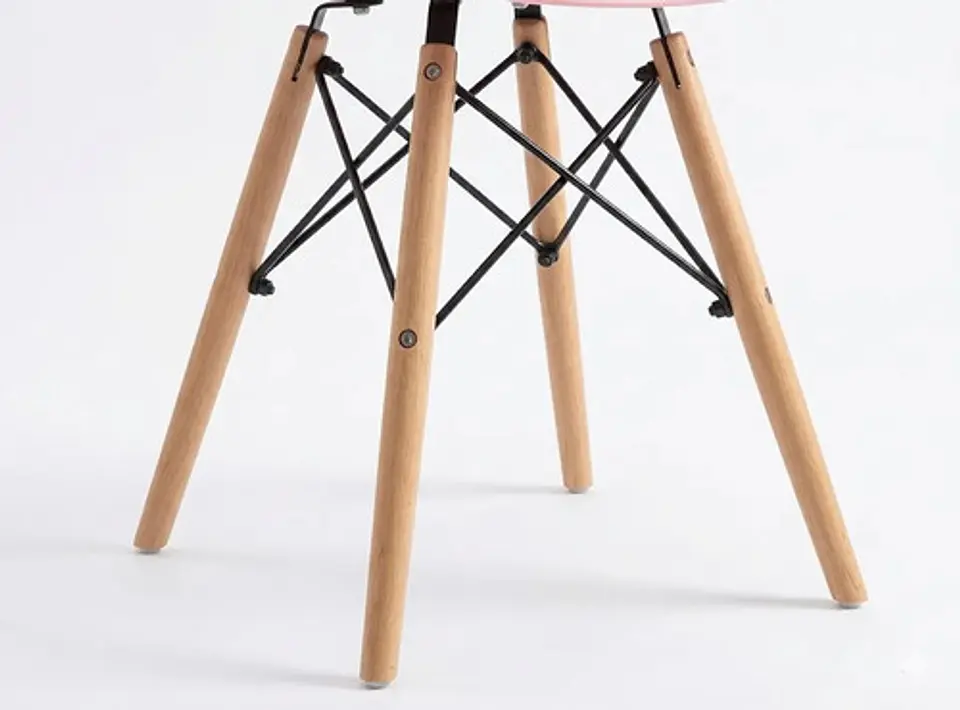 Pack Manicurista Mariposa Con Silla Fija Radar Eames 12