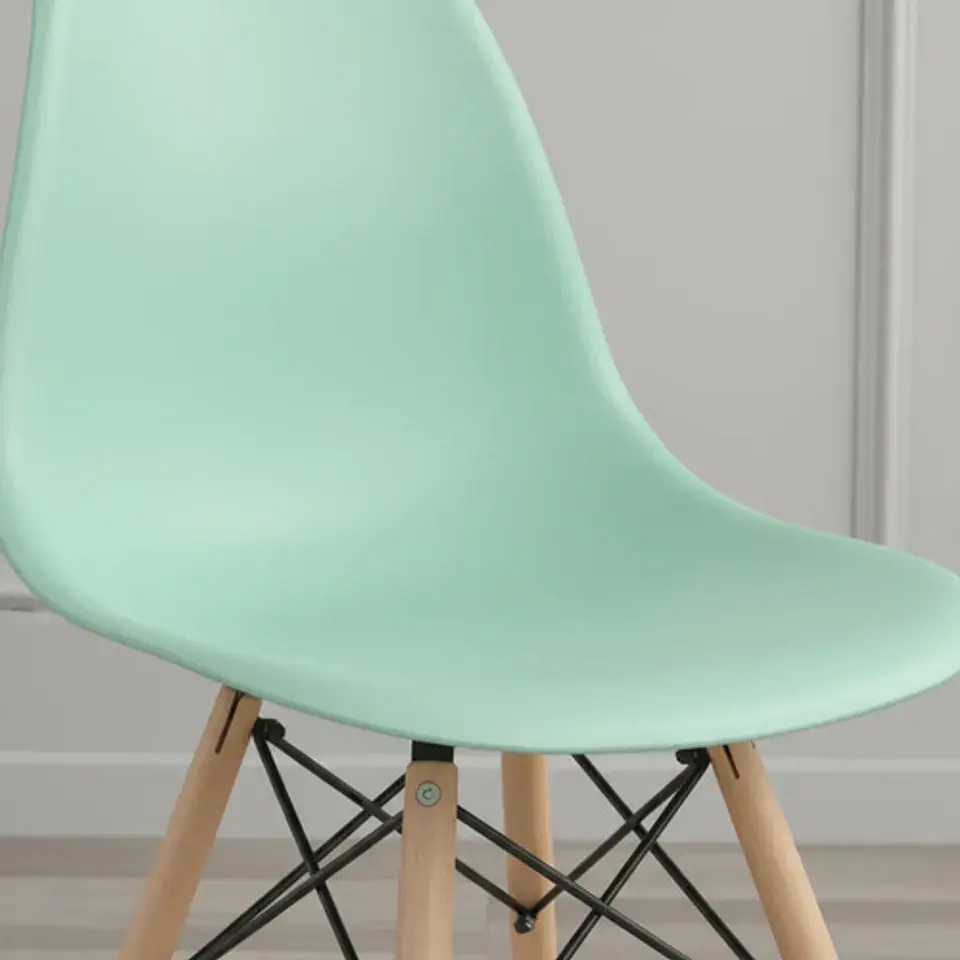 Pack 4 De Sillas Eames Clasicas 12