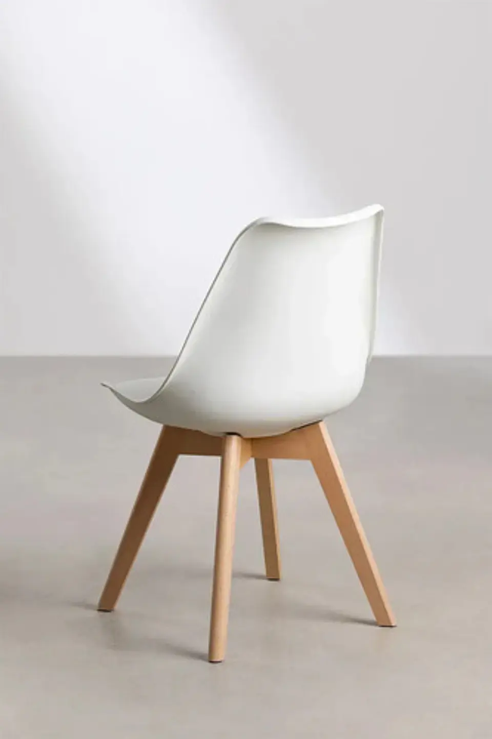 Pack 4 Sillas Tulip Estructura De La Silla Marrón Claro Asiento Blanco Diseño De La Tela Polipropileno 5