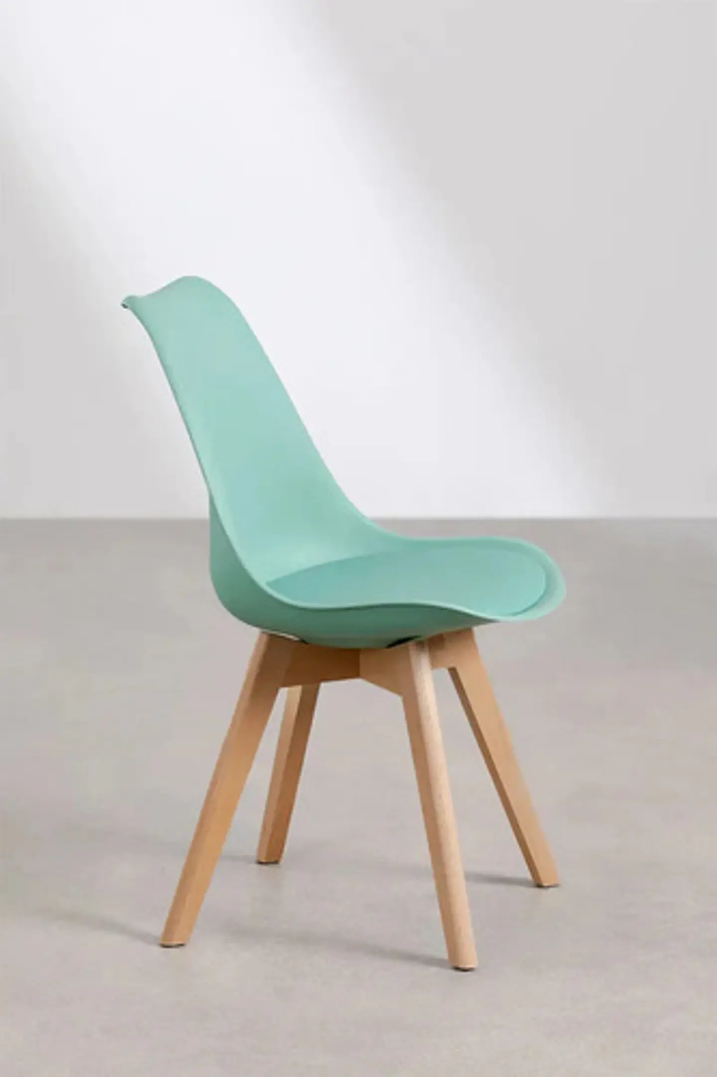 Pack 6 Sillas Tulip / Eames Acolchadas 35