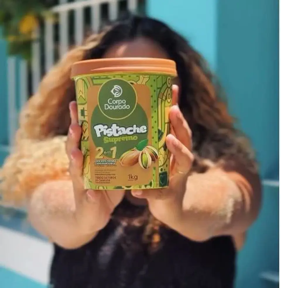 Crema Pistacho Supremo 1 Kilo 2 en 1 Corpo Dourado 2