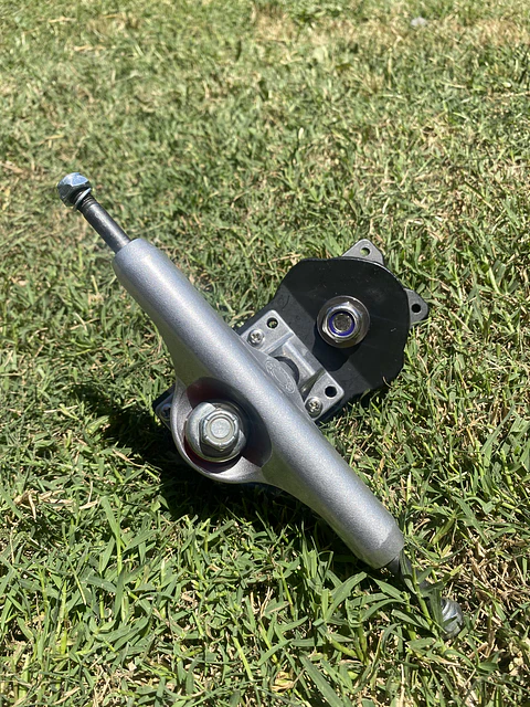 Truck surfskate snp caliber 
