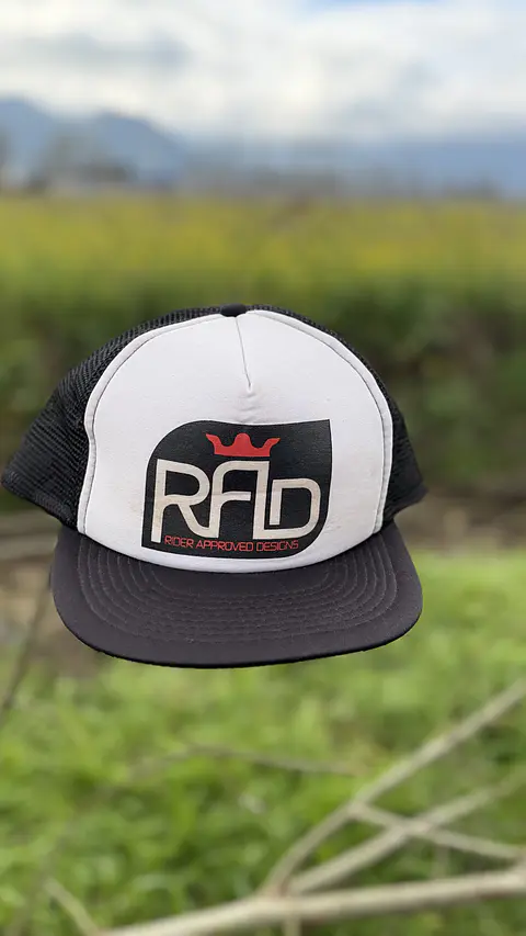 Gorro Rad approved designs 
