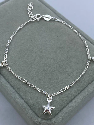 pulsera cartier con estrella 