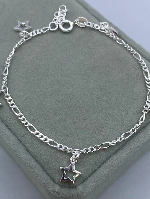pulsera cartier con estrella 