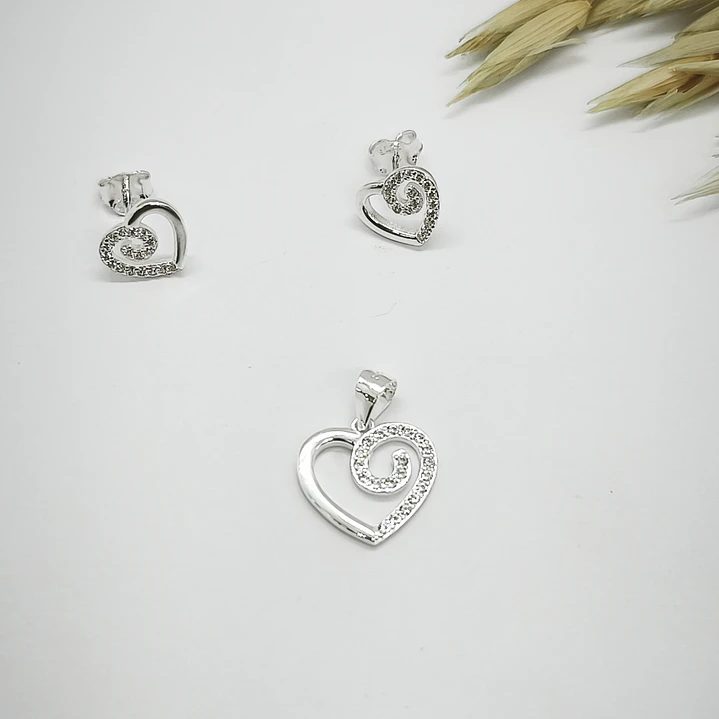 conjunto corazón con caracol  1