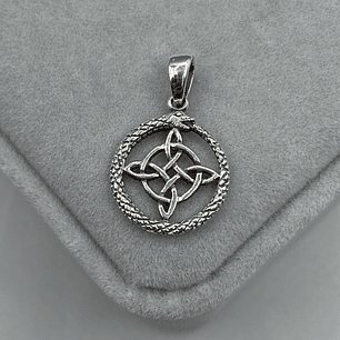 Colgante Nudo de Bruja