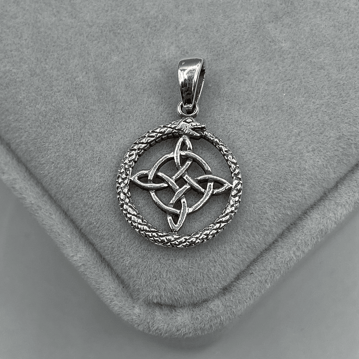 Colgante Nudo de Bruja 1