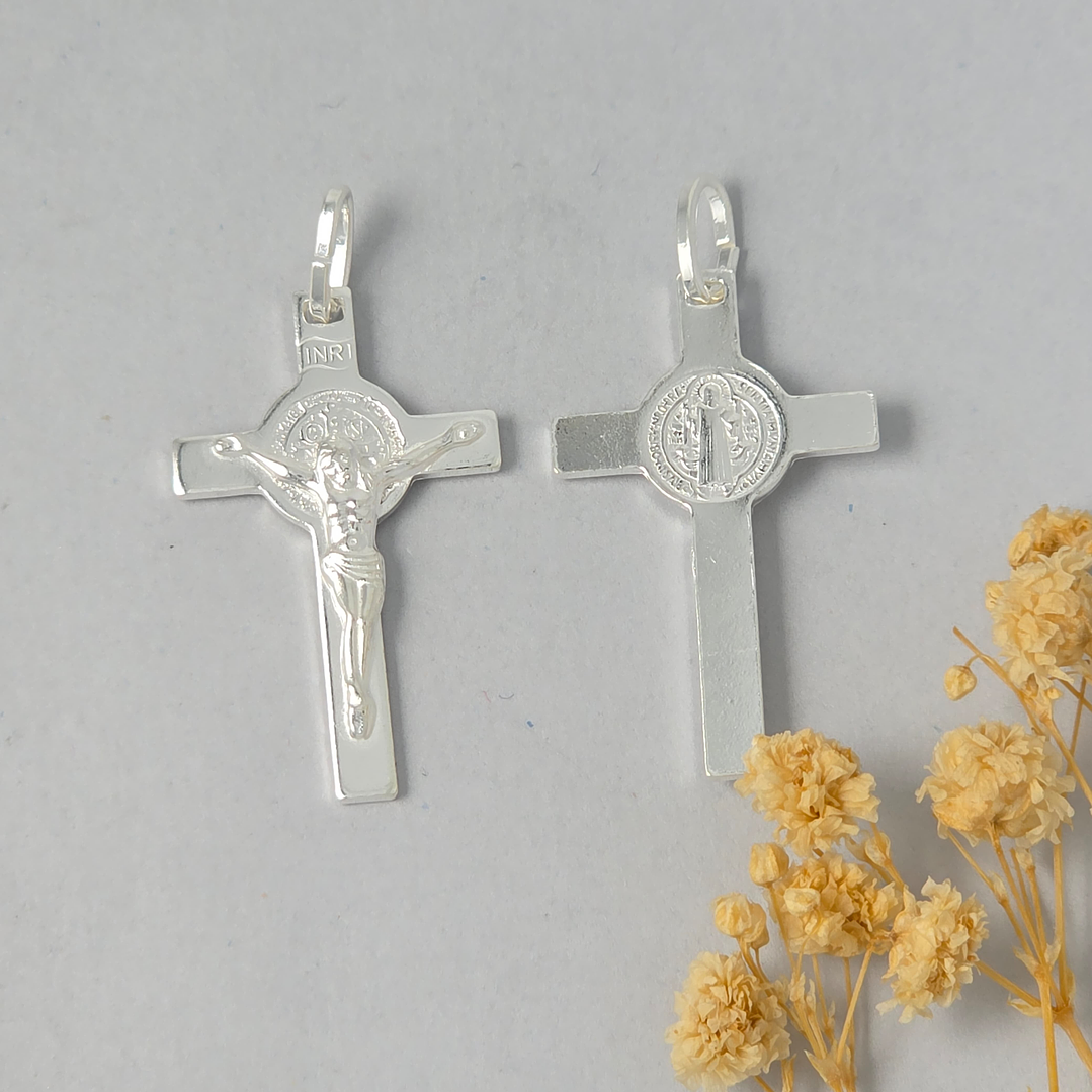 Colgante Cruz de San Benito 1