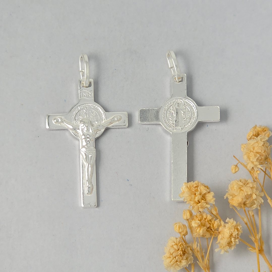 Colgante Cruz de San Benito 1