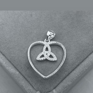 Colgante Corazón Triqueta