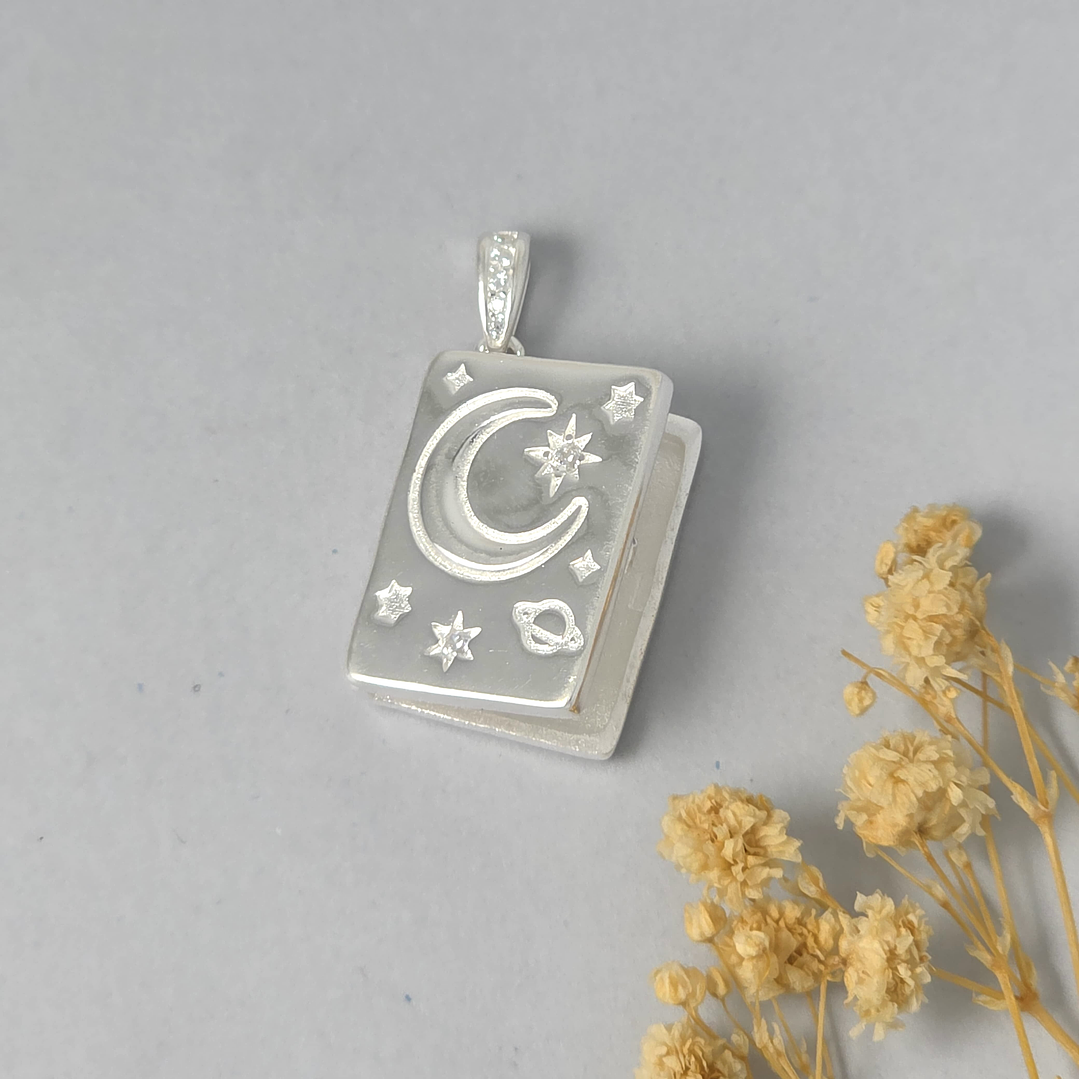 Colgante Relicario Luna 2