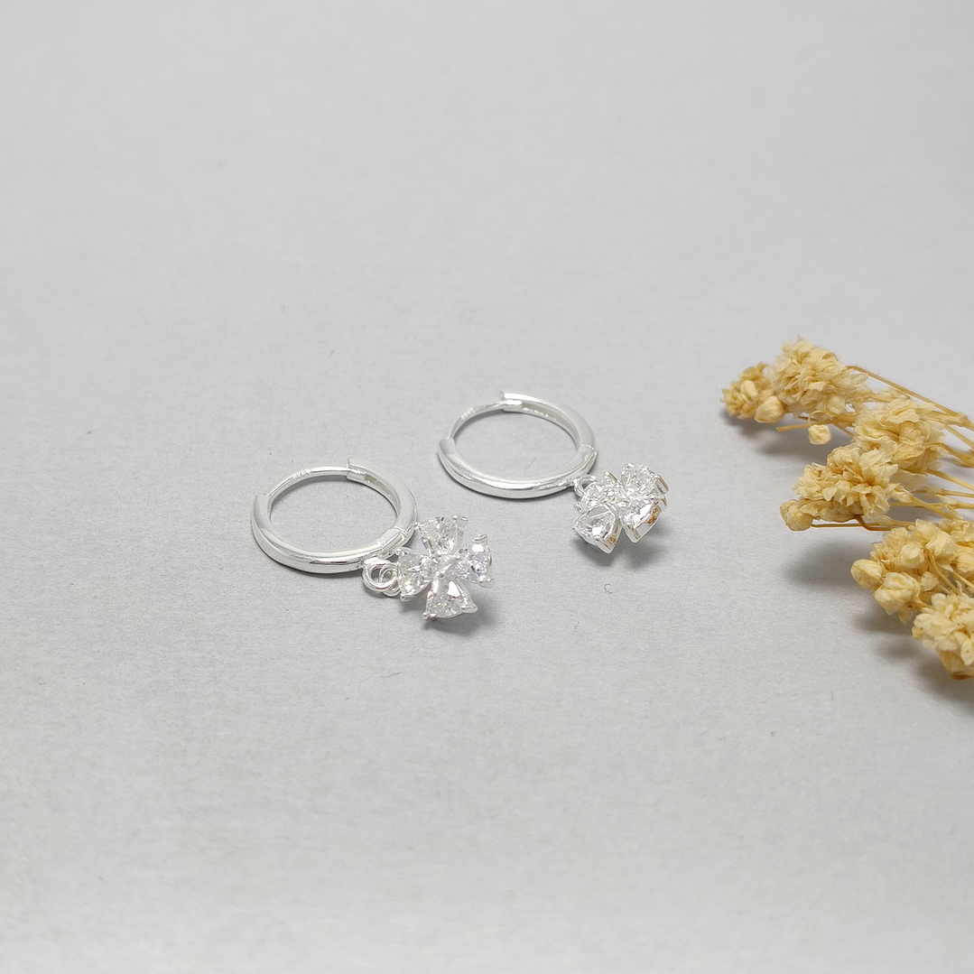 Argolla Huggies Flor 1