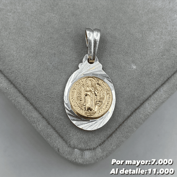 Colgante San Benito Plata con Oro 14k 1