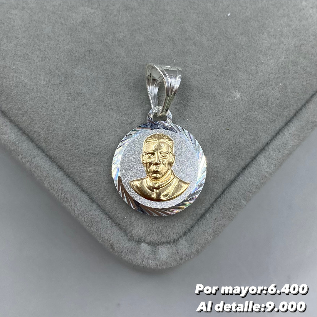 Colgante Padre Hurtado Plata con oro 14k  1