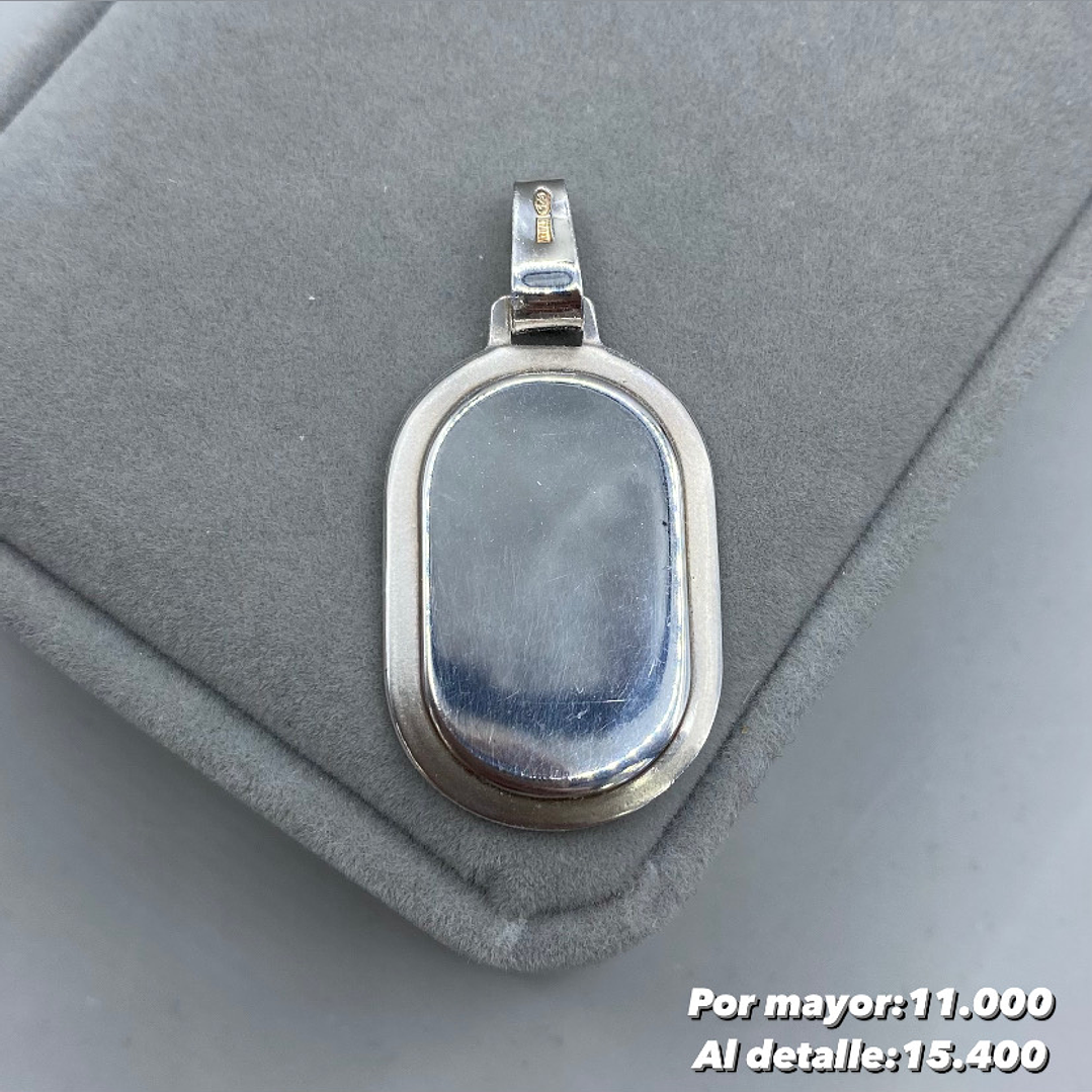 Colgante Placa Ovalada 1