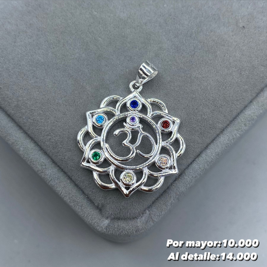 Colgante Om 7 chakras 1