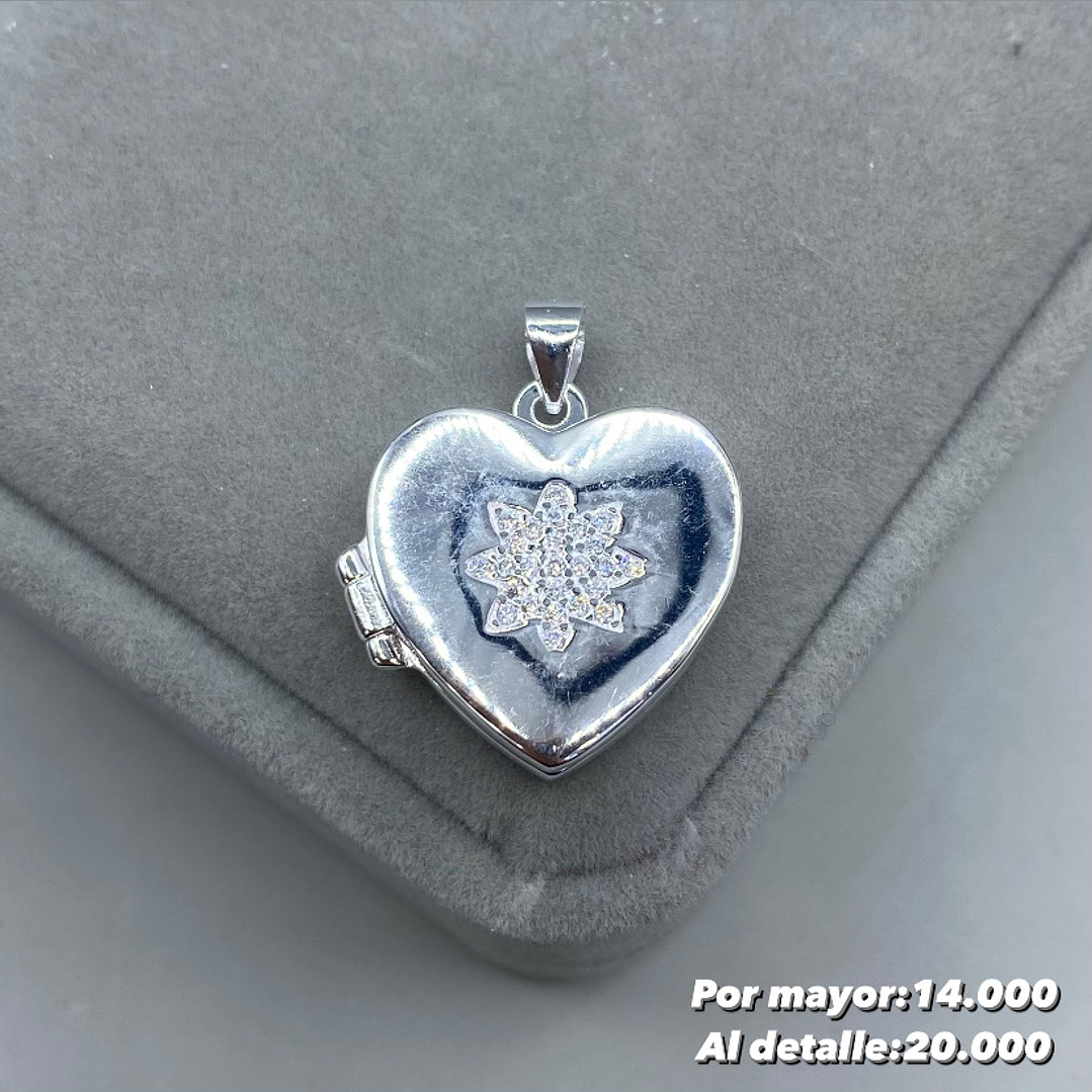 Relicario Corazón/Estrella 1