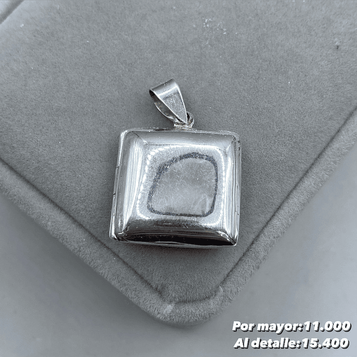 Relicario Cuadrado 1