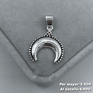 Colgante Luna Invertida