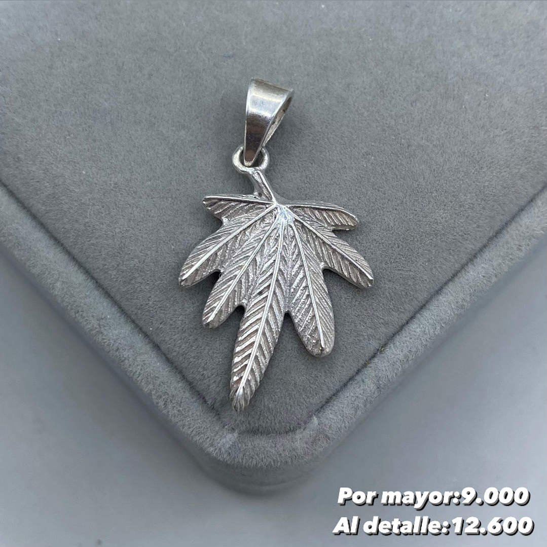 Colgante Marihuana 1