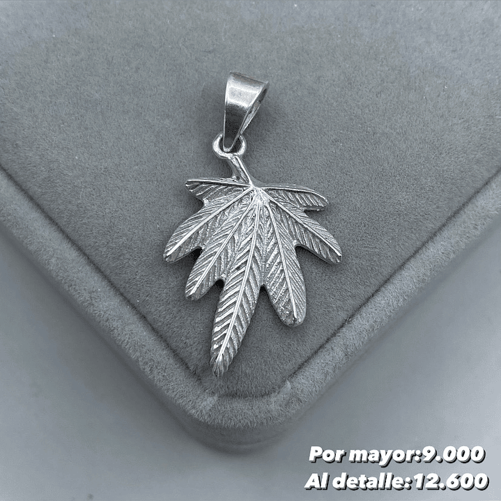 Colgante Marihuana 1