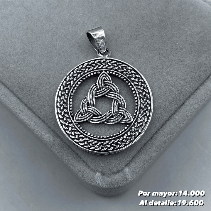 Colgante Triqueta 1