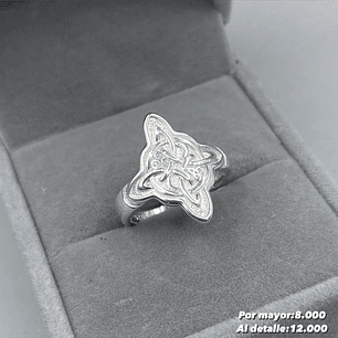 Anillo Nudo de Bruja