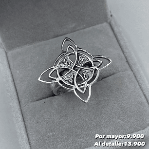 Anillo Nudo de Bruja