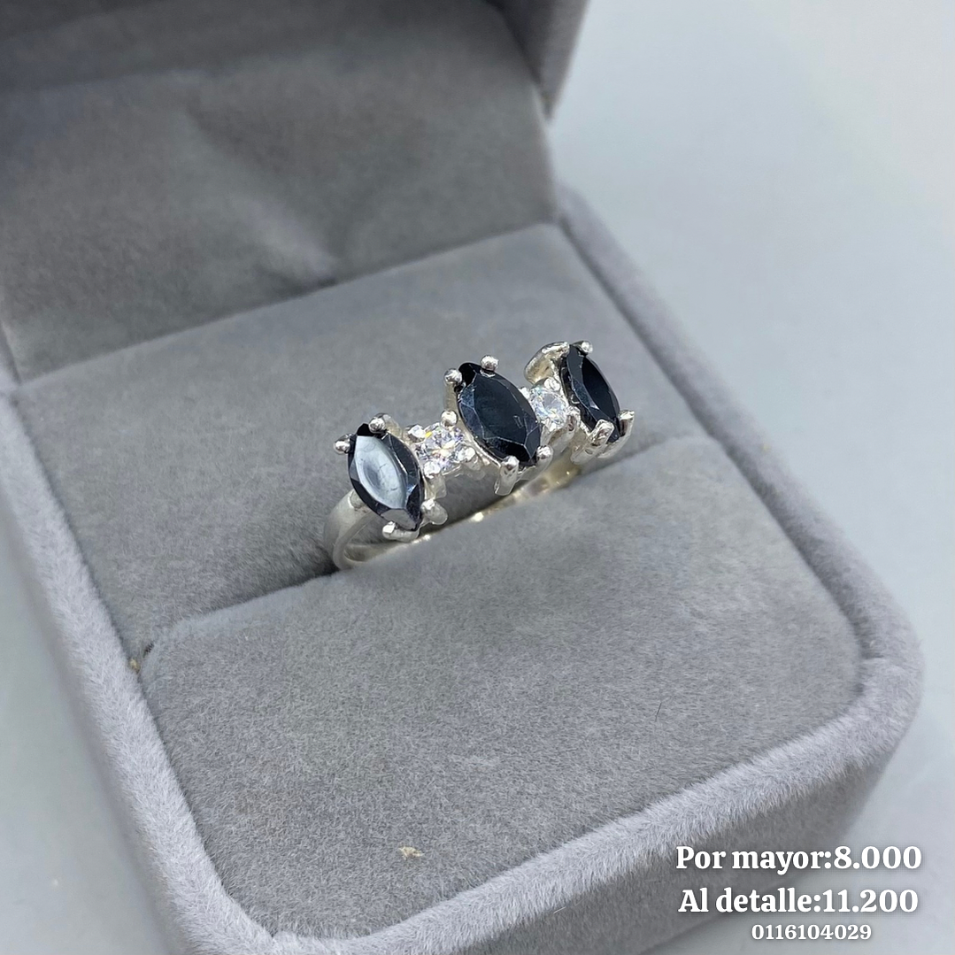 Anillo Medio Cintillo 2