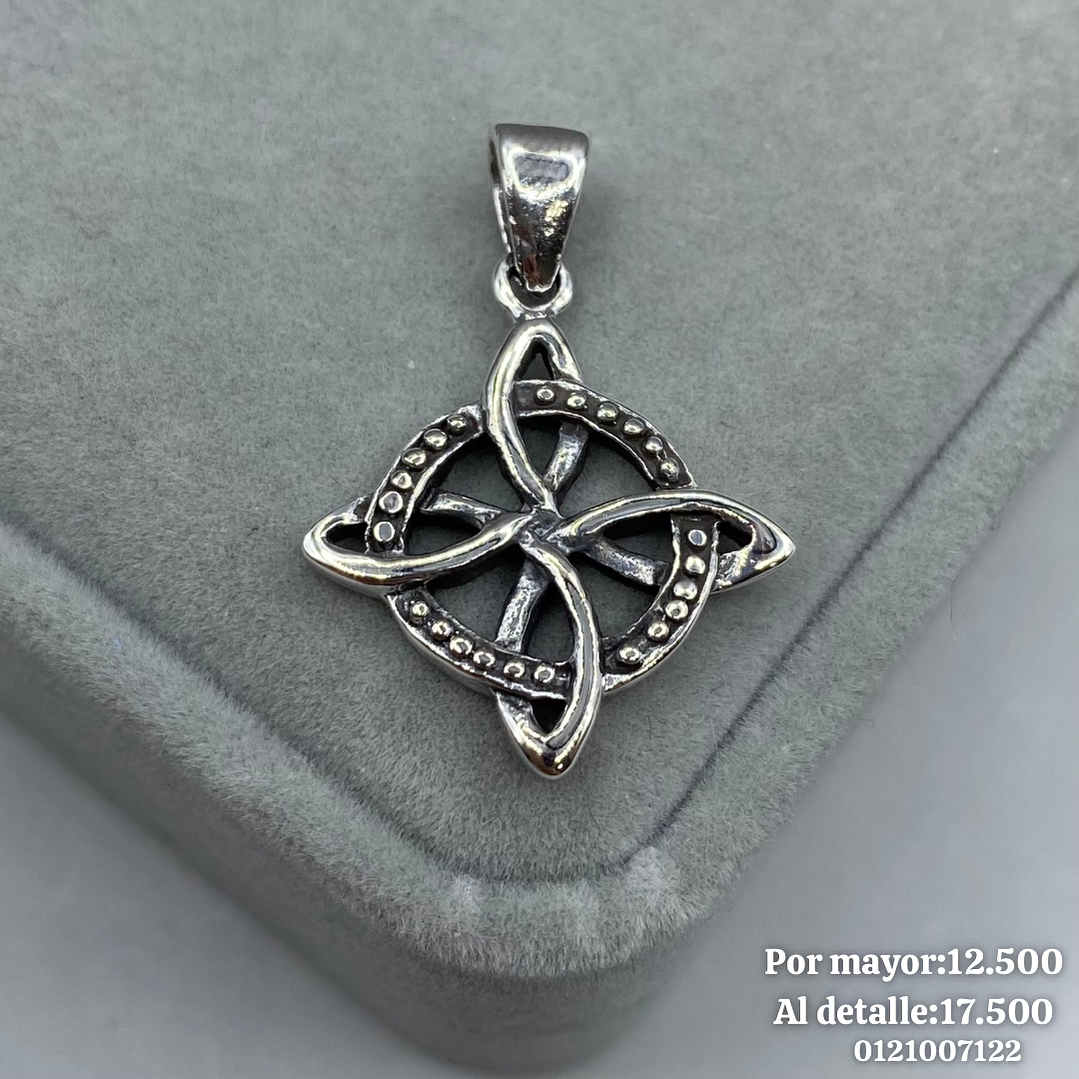 Colgante Nudo de Bruja 1