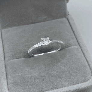 Anillo Solitario Microcircon 