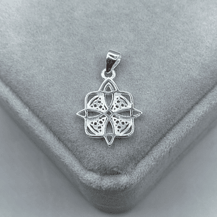 Colgante Nudo de Bruja