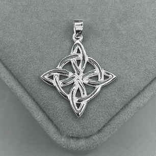 Colgante Nudo de Bruja