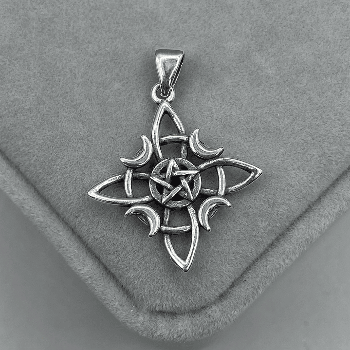 Colgante Nudo de Bruja Envejecido 1