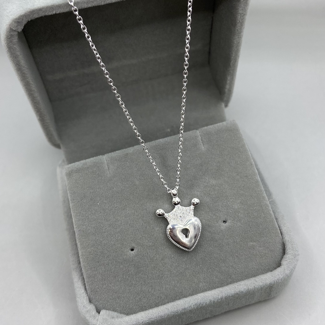 Collar Corazón/Corona 1