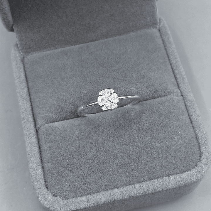Anillo Trébol  1